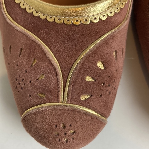 Chie Mihara Suede Pumps Heels Cut-out Detail 38 1/2 Bollywood Pin-up Retro Party - Picture 10 of 16